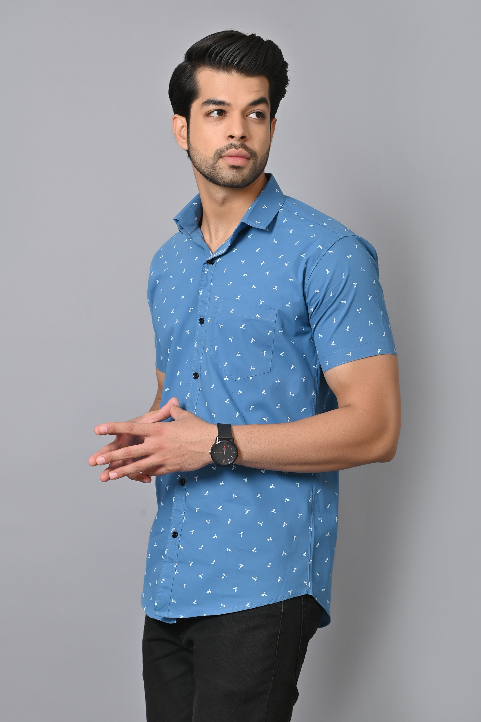 Mens Slim Fit Short Sleeves Casual Cotton Shirt