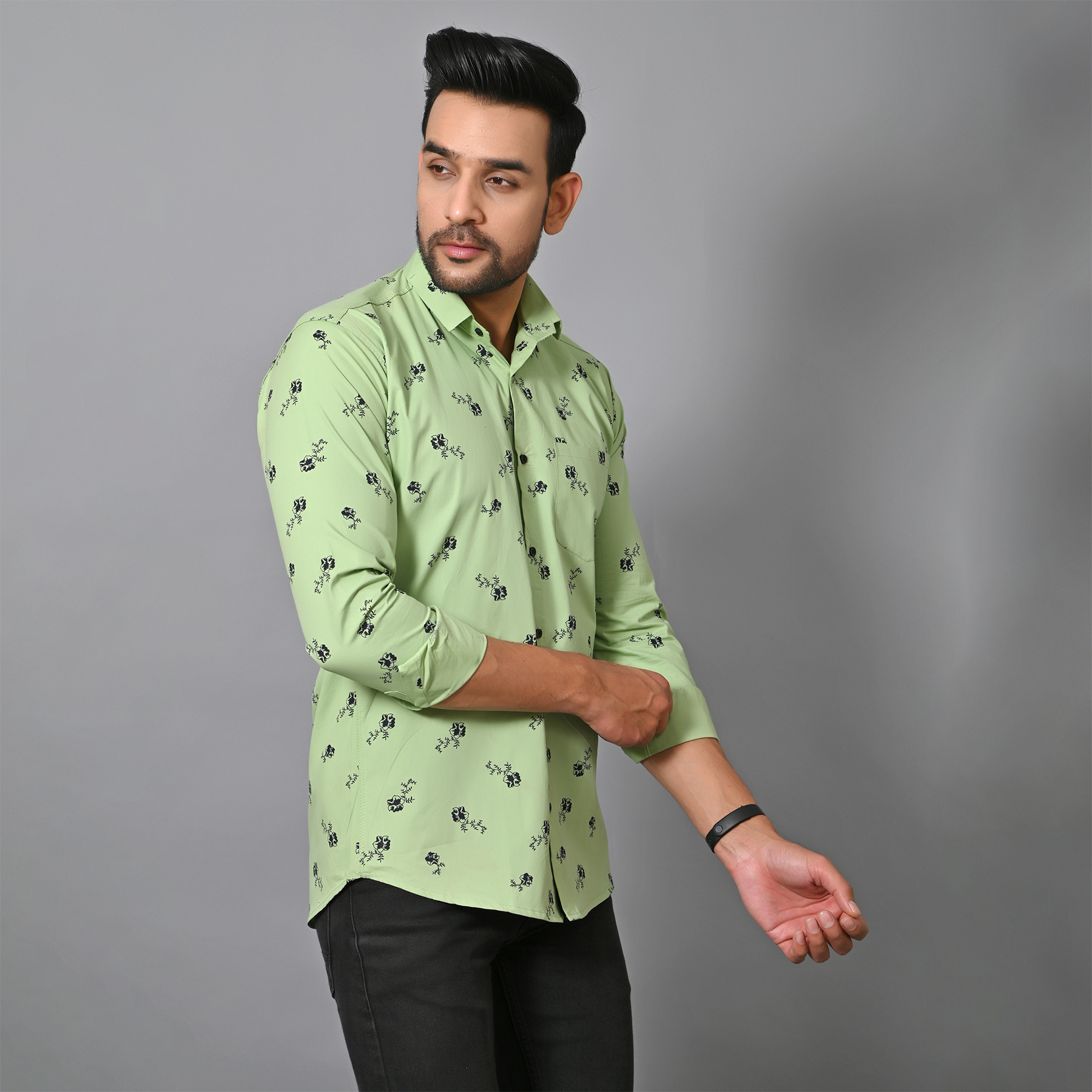 Mens Slim Fit Full Sleeves Casual Floral Cotton Shirt